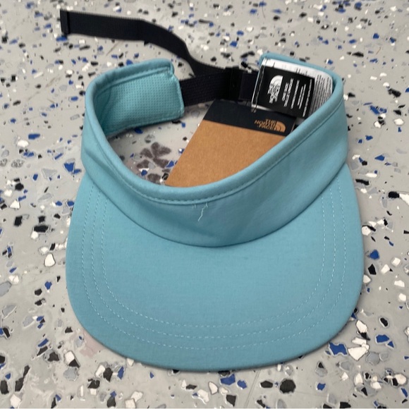 NWT  The‎ North Face Adjustable Class V Visor Reef Waters - Picture 2 of 3